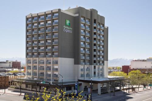Фотография гостиницы Holiday Inn Express & Suites - Owings Mills-Baltimore Area, an IHG Hotel