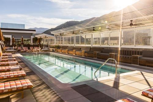Фотография гостиницы Kimpton Rowan Palm Springs Hotel, an IHG Hotel