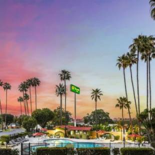 Фотографии мотеля 
            Vagabond Inn Costa Mesa