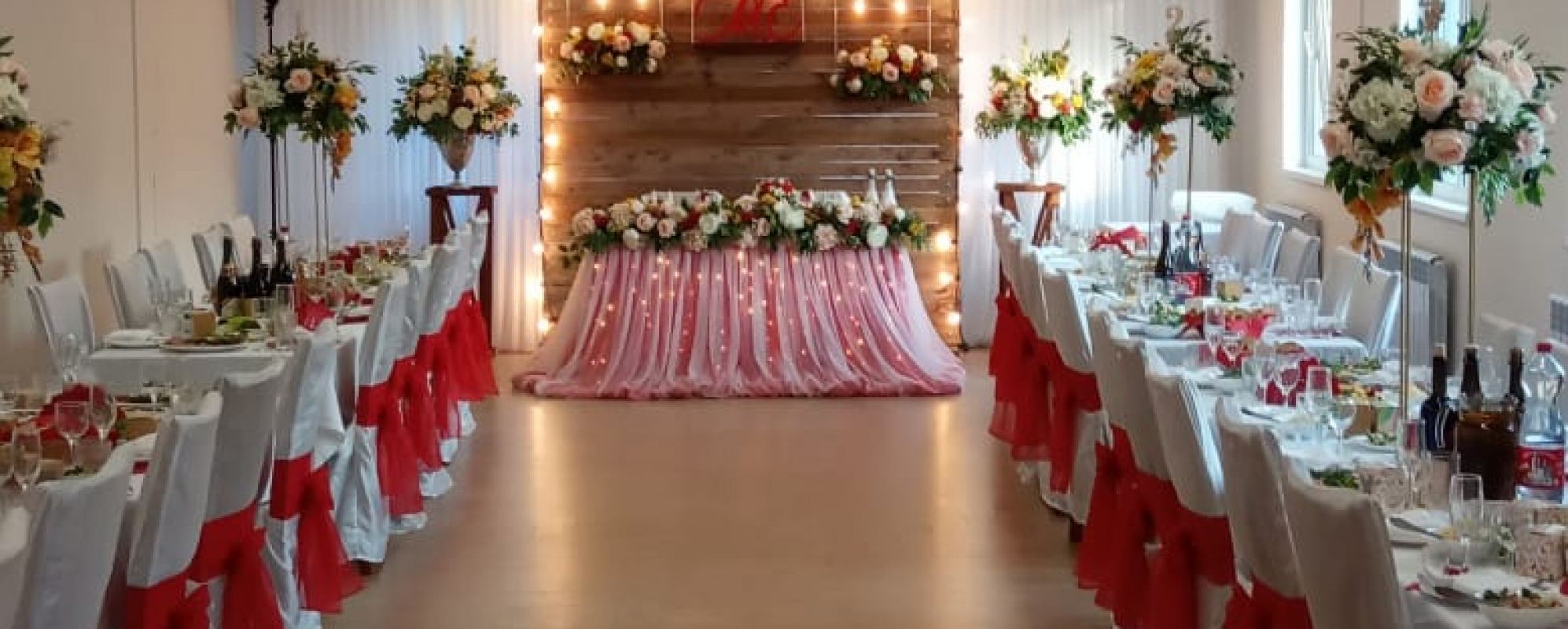 Фотографии банкетного зала У горы Волчиха Банкет Холл