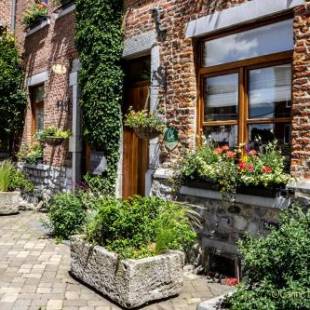 Фотографии гостевого дома
Confluences