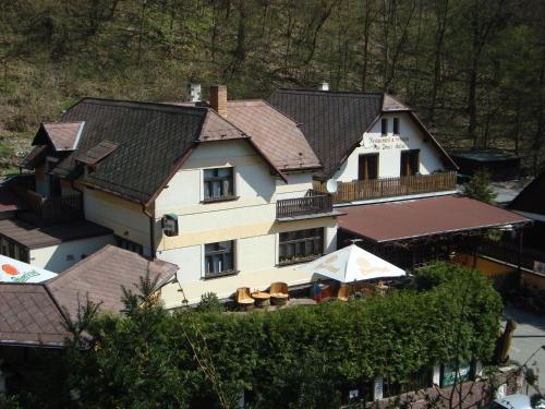 Фотография гостевого дома Restaurant a penzion Pod Draci skalou