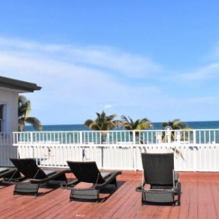 Фотография мотеля Golden Sand Oceanfront