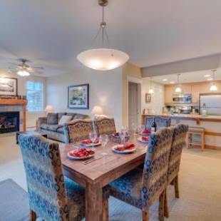 Фотографии гостевого дома
Base Village Ski In-Out Luxury Condo #3325 Huge Hot Tub & Great Views - FREE Activities & Equipment Rentals Daily