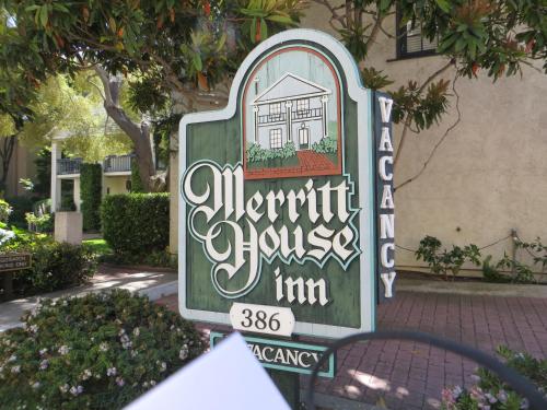 Фотография гостиницы Merritt House Hotel