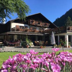 Фотографии мини отеля
Chalet l'Aiglon