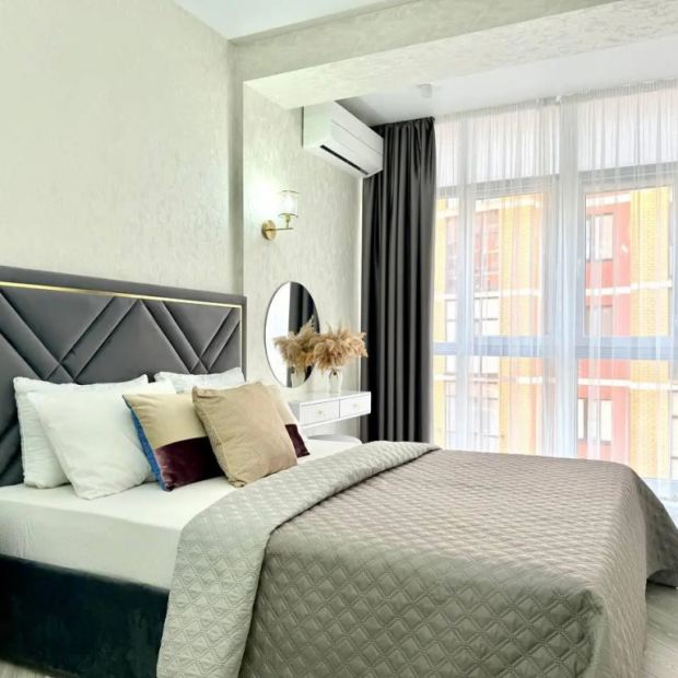 Фотографии квартиры 
            Апартаменты Современная студия с панорамными окнами и видом на озеро