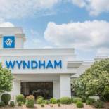 Фотография гостиницы Wyndham Riverfront Hotel