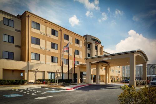 Фотография гостиницы Courtyard Atlanta Airport West
