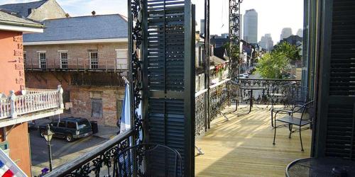 Фотография гостиницы Lafitte Hotel & Bar