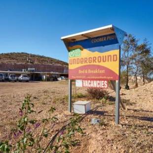 Фотографии мини отеля
Underground Bed & Breakfast