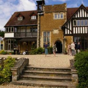 Фотографии гостиницы
Farnham House Hotel