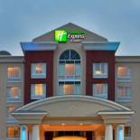 Фотография гостиницы Holiday Inn Express & Suites - Spartanburg-North, an IHG Hotel