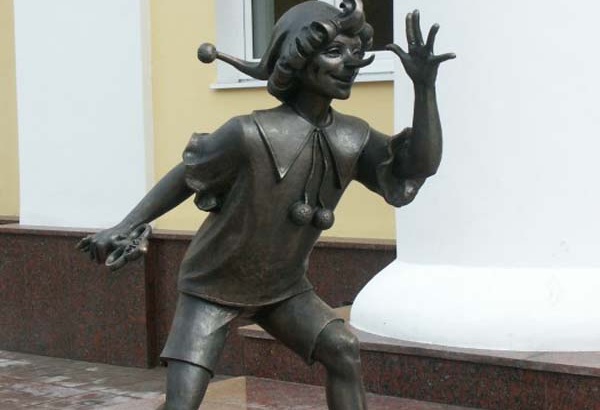 Фотография достопримечательности Памятник Буратино