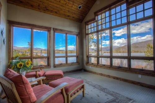 Фотография гостевого дома Shadow Mountain Villa