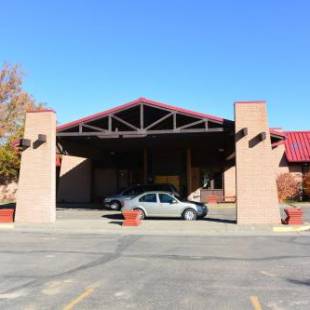 Фотографии гостиницы
Douglas Inn and Conference Center