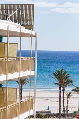 Фотография гостиницы Hotel Almirante