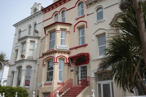 Фотография гостевого дома Adelphi