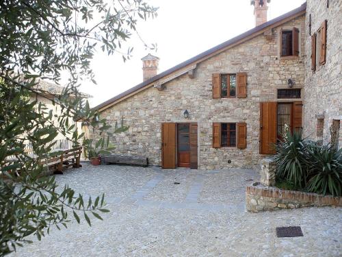 Фотография гостевого дома Spacious Holiday Home in Ca' De' Grimaldi near Town Center