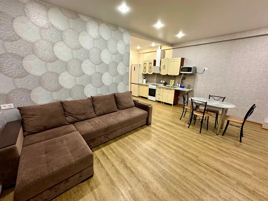 Фотография квартиры Апартаменты Трёхкомнатные Ужурская День & Ночь 6