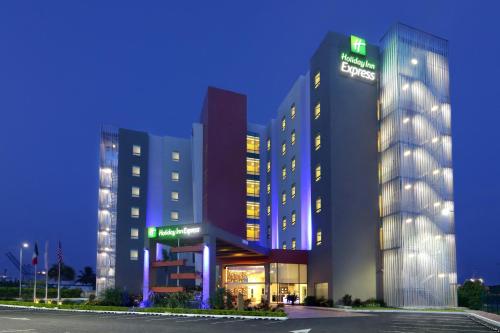 Фотография гостиницы Holiday Inn Express - Tuxpan, an IHG Hotel