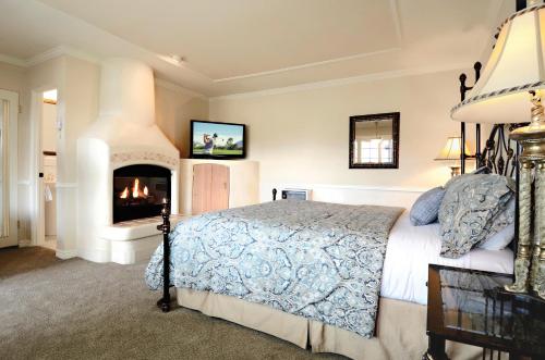 Фотография мини отеля Coachman's Inn, A Four Sisters Inn