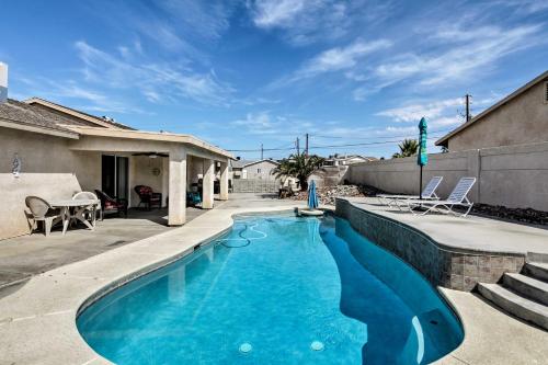Фотография гостевого дома Lake Havasu City Home with Pool and Boat Parking!