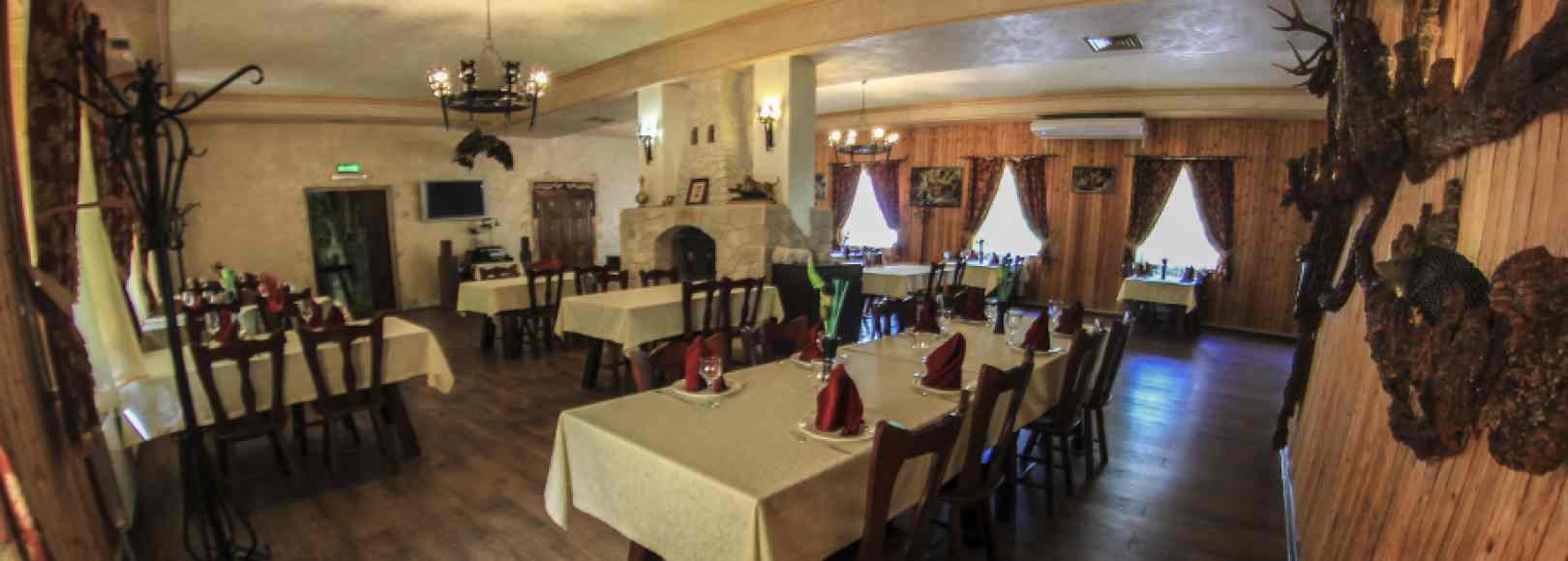 Фотография банкетного зала Зал ресторана Избушка Лесника