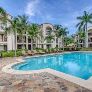 Фотография гостевого дома Pacifico Townhouse 102