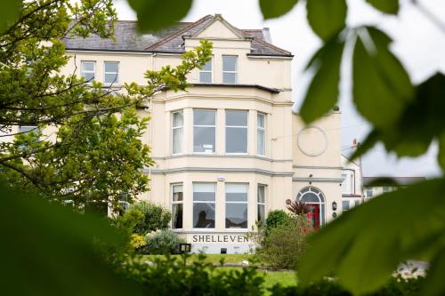 Фотография гостевого дома Shelleven Guest House