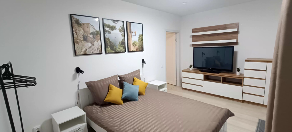 Фотография квартиры Квартира Просторная Двухкомнатная в Современном Районе Екатеринбурга