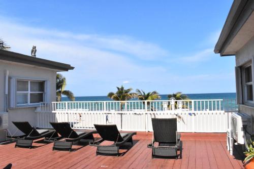 Фотография мотеля Golden Sand Oceanfront