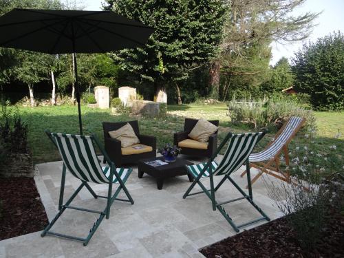 Фотография мини отеля Les Tilleuls - Chambres d'hôtes - La Rochefoucauld