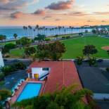 Фотография мини отеля Blue Sands Inn, A Kirkwood Collection Property