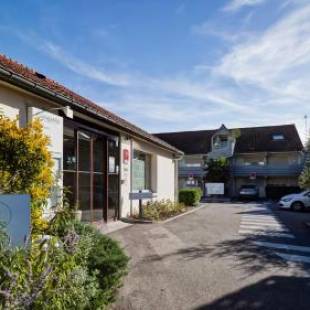 Фотографии гостиницы 
            Campanile Lyon Bron Eurexpo