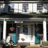 Фотография мотеля White Trellis Motel