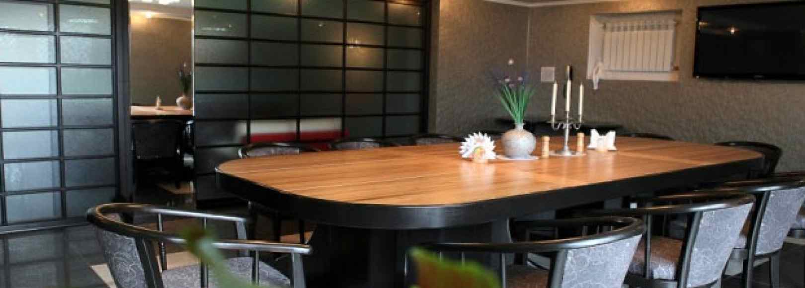 Фотография комнаты для переговоров Монро