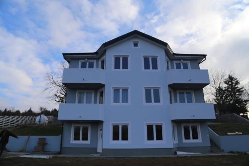 Фотография гостевого дома Fruskogorska Idila Apartmani