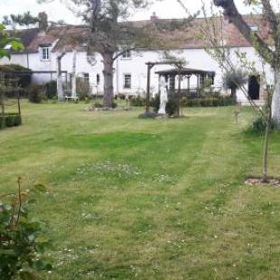 Фотографии мини отеля
La longère Des Glycines