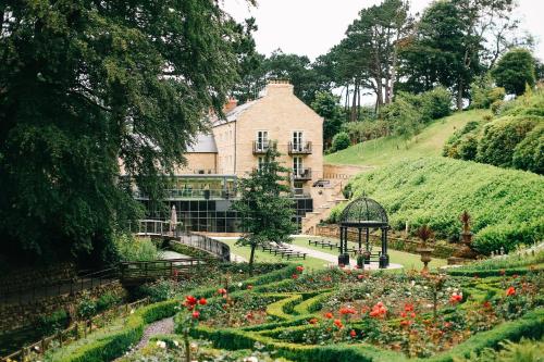 Фотография гостиницы Raithwaite Sandsend