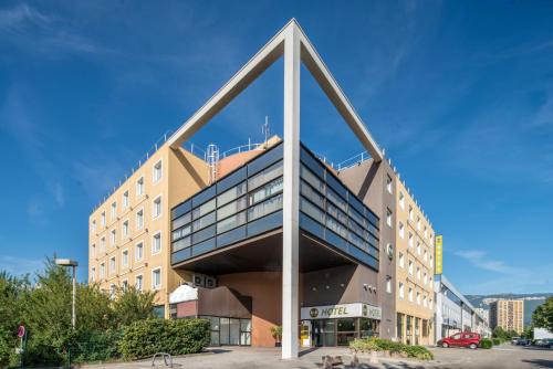 Фотография гостиницы B&B Hôtel Grenoble Centre Verlaine