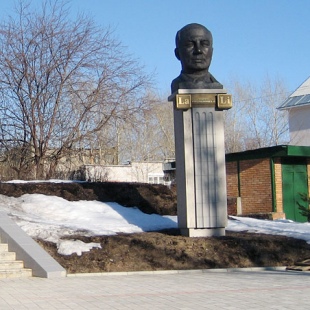 Фотография памятника Памятник Б. П. Константинову