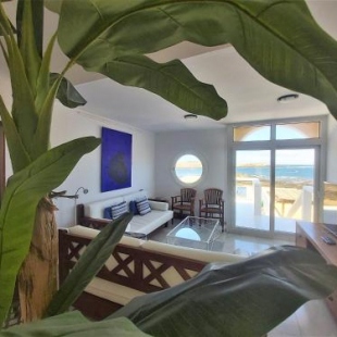 Фотография гостевого дома BLUE BREEZE house with pool facing sea