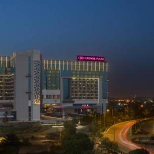 Фотографии гостиницы 
            Crowne Plaza Greater Noida, an IHG Hotel