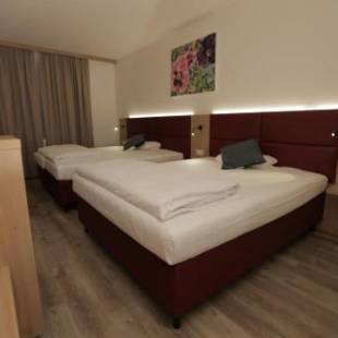 Фотографии гостиницы
Galeria Airport Hotel