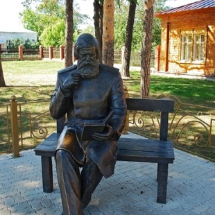 Фотография памятника Памятник ученому-нервопатологу Бехтереву