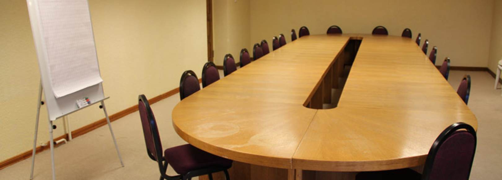 Фотография конференц-зала Орбита на 15 человек