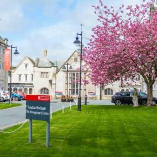 Фотографии гостиницы 
            The Management Centre