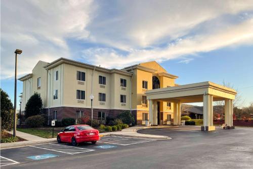 Фотография гостиницы Comfort Inn & Suites