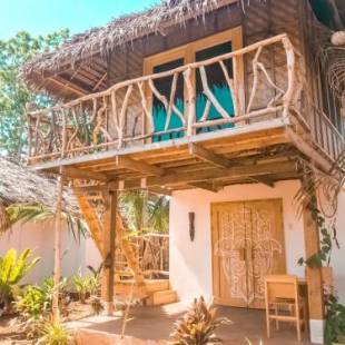 Фотографии гостиницы 
            Mandala Tribe Treehouses